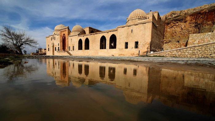 Kasımiye Medresesi: Mardin’de İlmin ve Sanatın Buluştuğu Tarihi Medrese